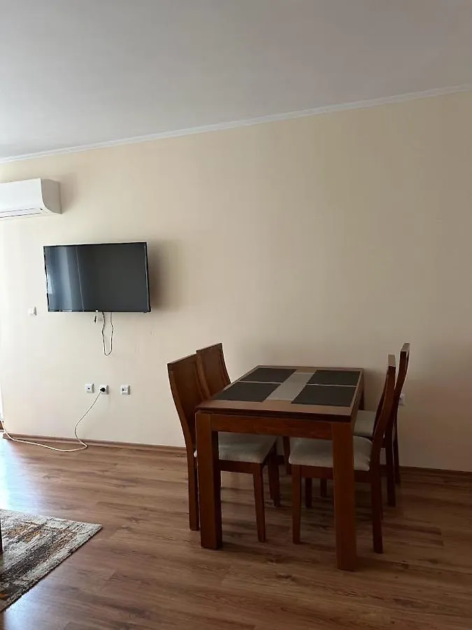 Lovely 1-Bedroom Apartment 120M From The Ski Lift Bansko Bulgarien
